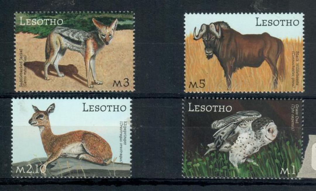 LESOThU 2001 Wildlife. 4 values including the top item. Owl. - 20769 - UHM image 0