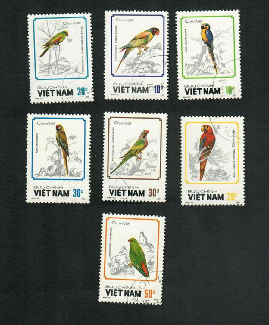 VIETNAM 1988 Parrots. Set of 7. - 81490 - VFU image 0