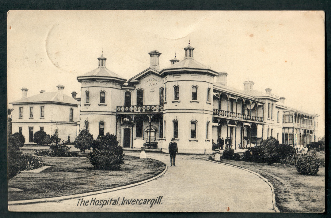 Postcard of the Hospital Invercargill. - 49377 - Postcard image 0
