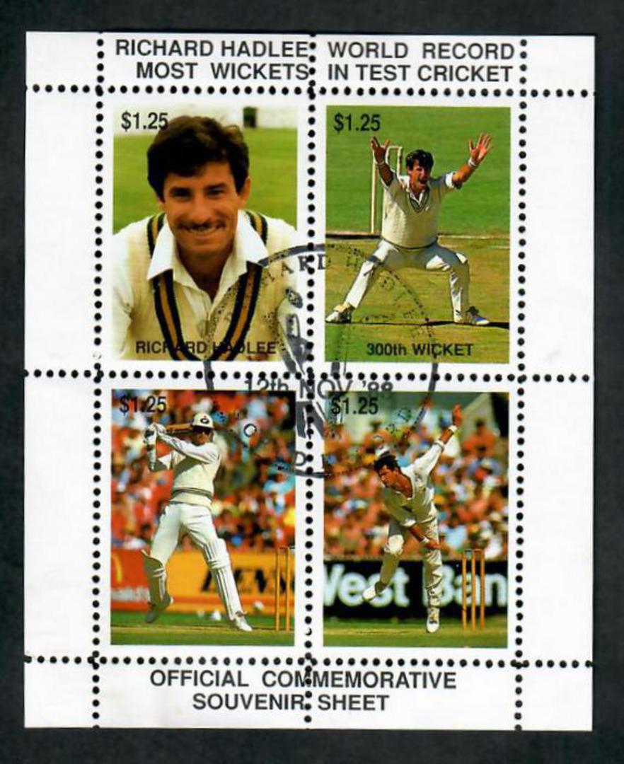 NEW ZEALAND 1988 World Record Test Wickets. Miniature sheet. - 21691 - VFU image 0