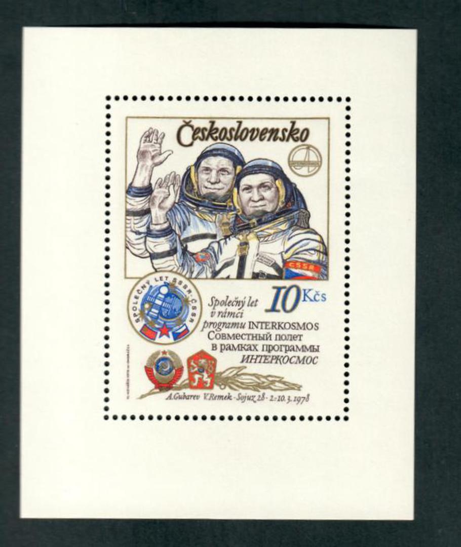 CZECHOSLOVAKIA 1979 Soviet Checkoslovak Space Flight. Miniature sheet. - 52513 - UHM image 0
