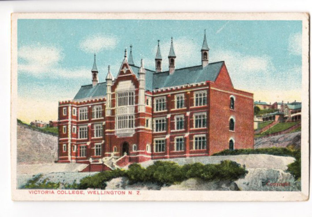 Coloured postcard of Victoria (University) College Wellington. - 47493 - Postcard image 0