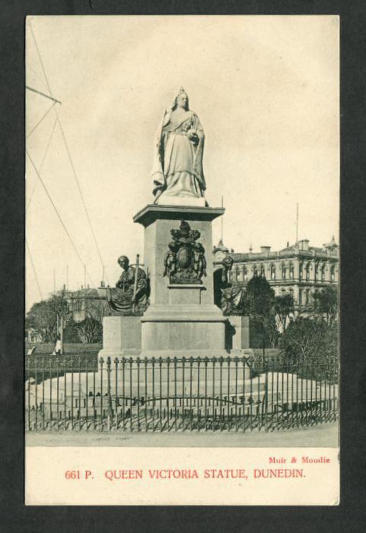 Early Undivided Postcard by Muir & Moodie of Queen Victoria Statue Dunedin. - 249131 - Postcard image 0