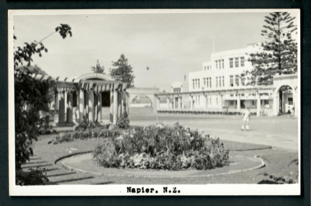 Real Photograph by N S Seaward of (The Rosary Marine Parade) Napier. - 47997 - Postcard image 0