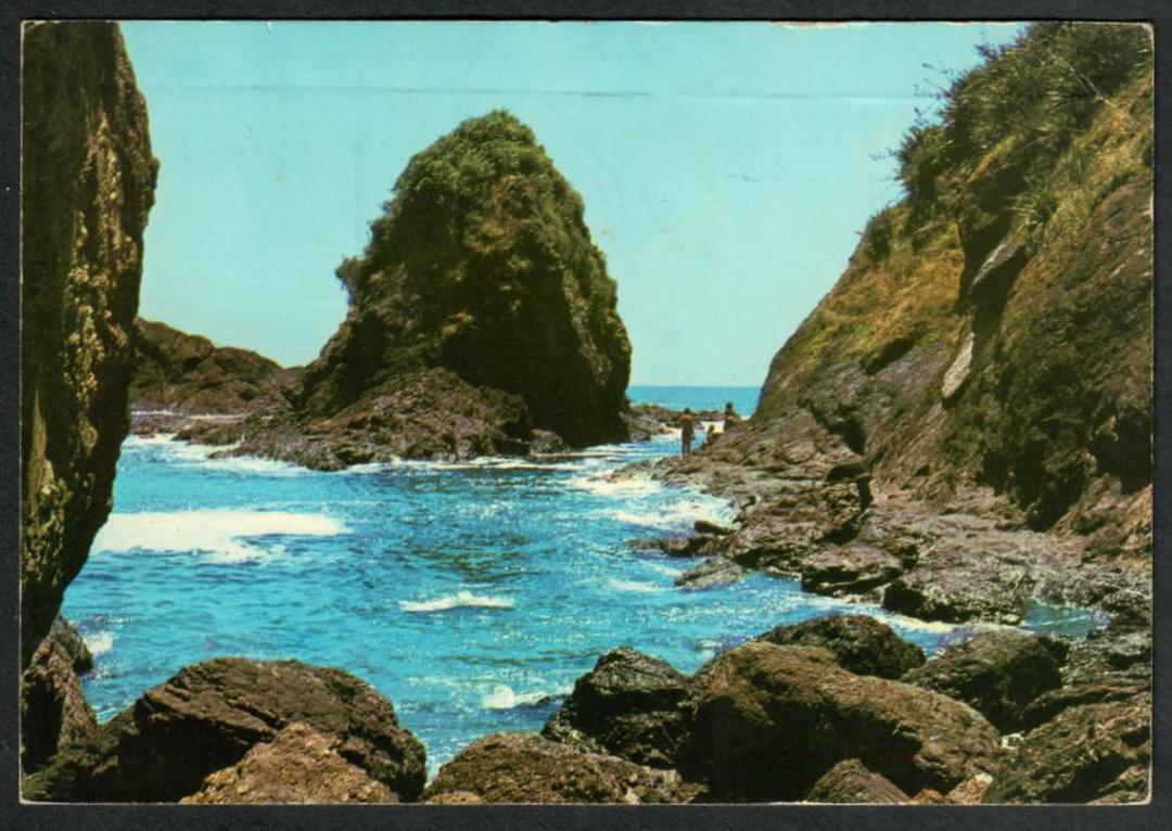MATAPOURI Modern Coloured Postcard by AH & AW Reed. - 444765 - Postcard image 0