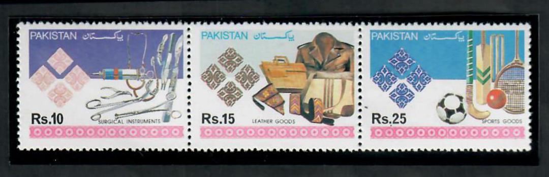 PAKISTAN 1992 Industries. Strip of 3. One value is medical. - 20205 - UHM image 0