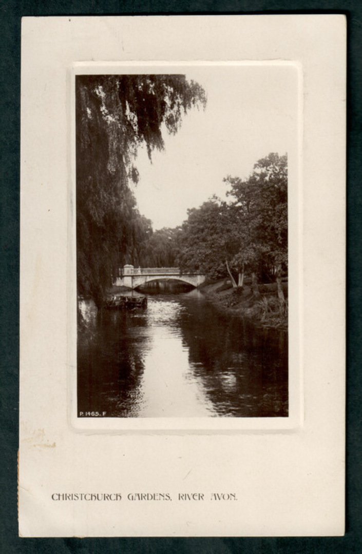 Real Photograph of Christchurch Gardens River Avon. - 48486 - Postcard image 0