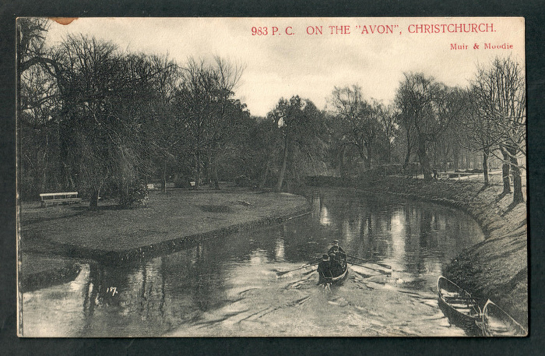 Postcard by Muir & Moodie. On the Avon Christchurch. - 48534 - Postcard image 0