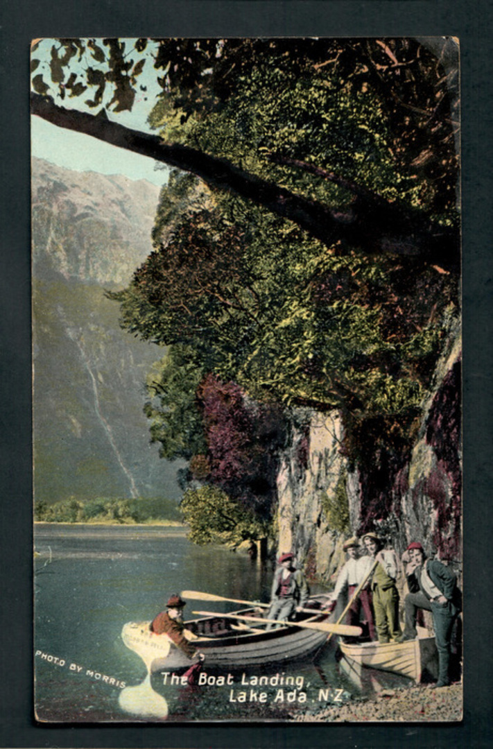 Coloured Postcard of the Boat Landing Lake Ada. - 249813 - Postcard image 0