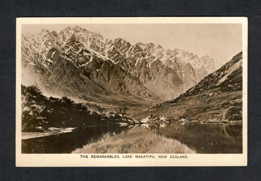Real Photograph of The Remarkables Lake Wakatipu. Immigration card. - 49484 - Postcard image 0
