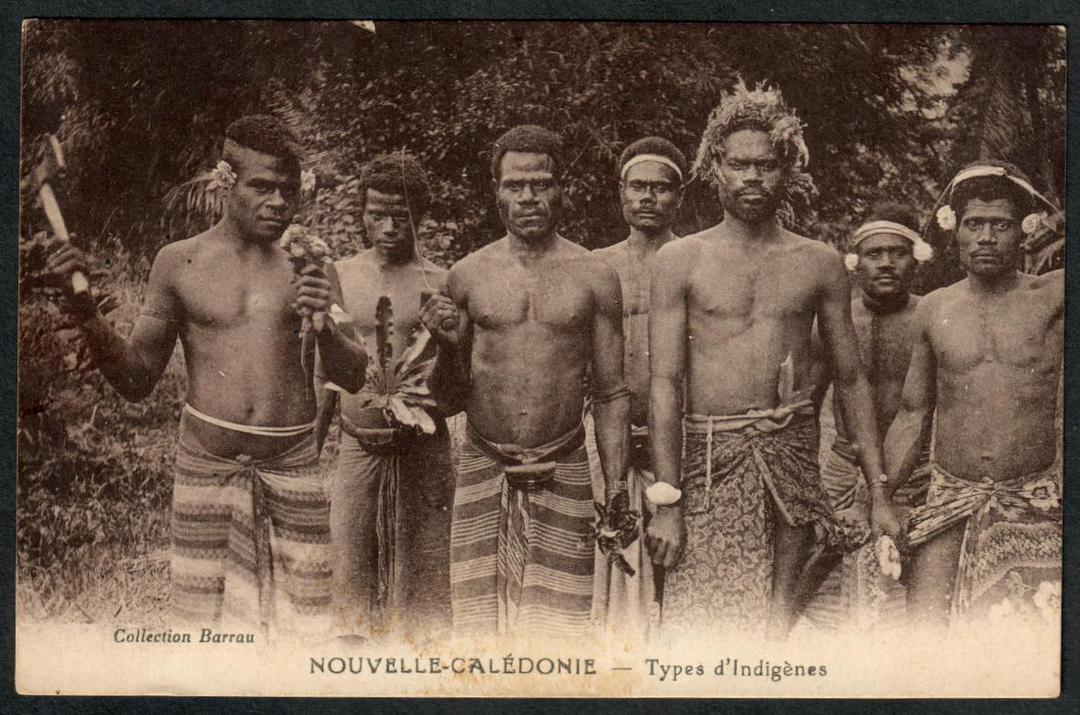 NEW CALEDONIA Postcard. Types d'Indigenes. - 243881 - Postcard image 0