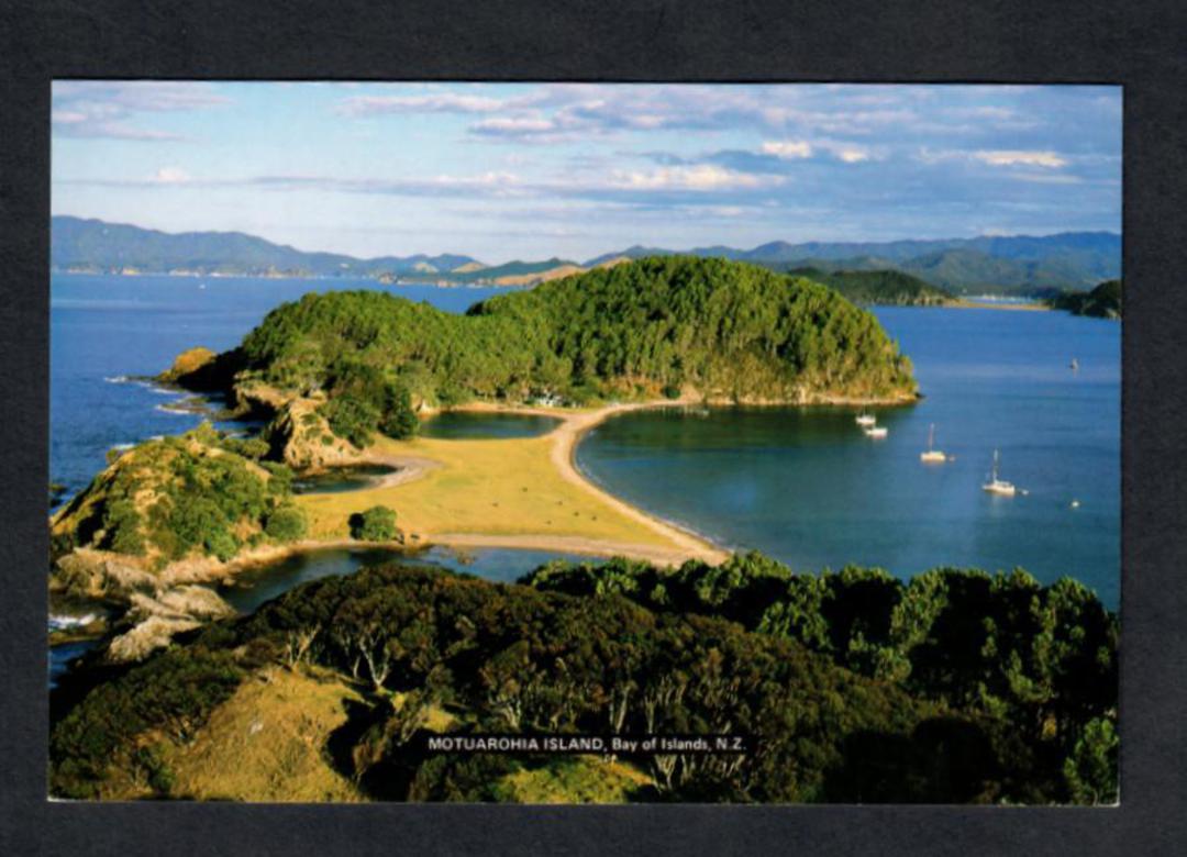 Modern Coloured postcard by PPL of Hastings of Motuarohia Island Bay of Islands. - 444778 - Postcard image 0