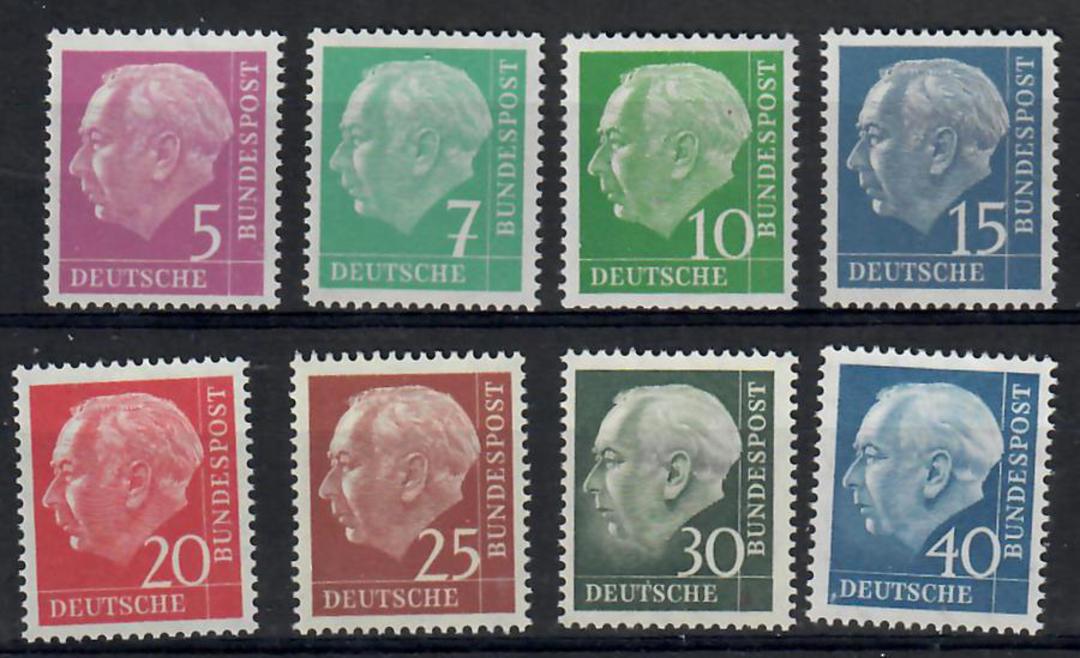 WEST GERMANY 1954 Definitives. Set of 8 on fluorescent paper issued in August 1960. - 22079 - UHM image 0