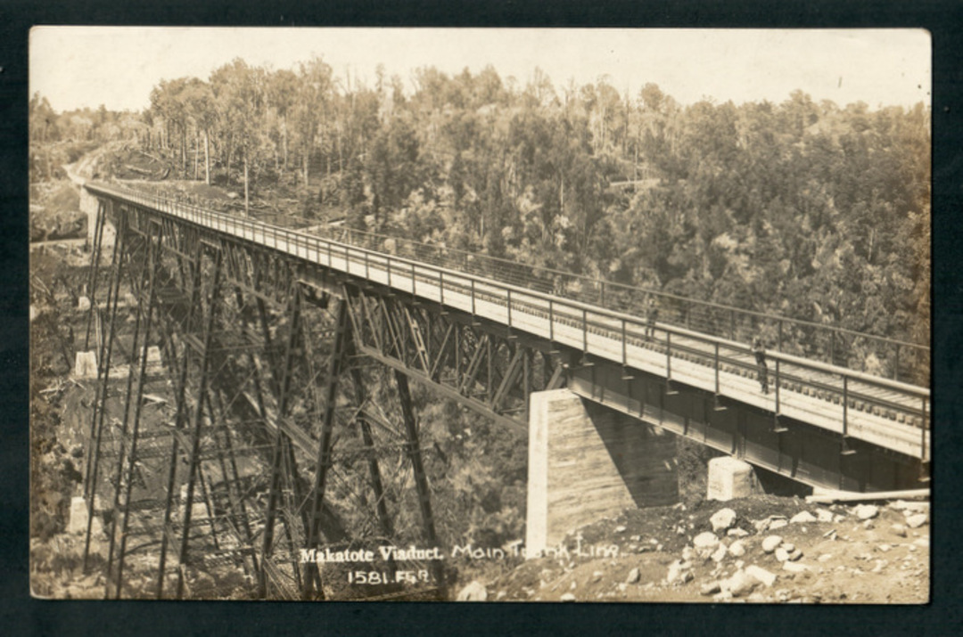 Real Photograph by Radcliffe of Makatote Viaduct Main Trunk Line. - 46836 - Postcard image 0
