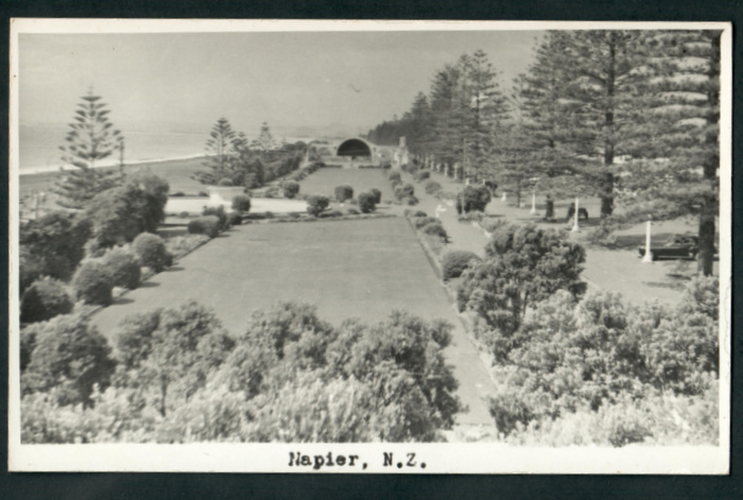 Real Photograph by N S Seaward of (Marine Parade) Napier. - 48038 - Postcard image 0