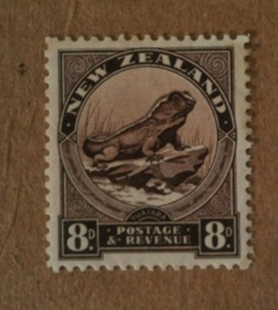 NEW ZEALAND 1935 Pictorial 8d Deep Red-Sepia. Perf 12.5. - 74643 - UHM image 0