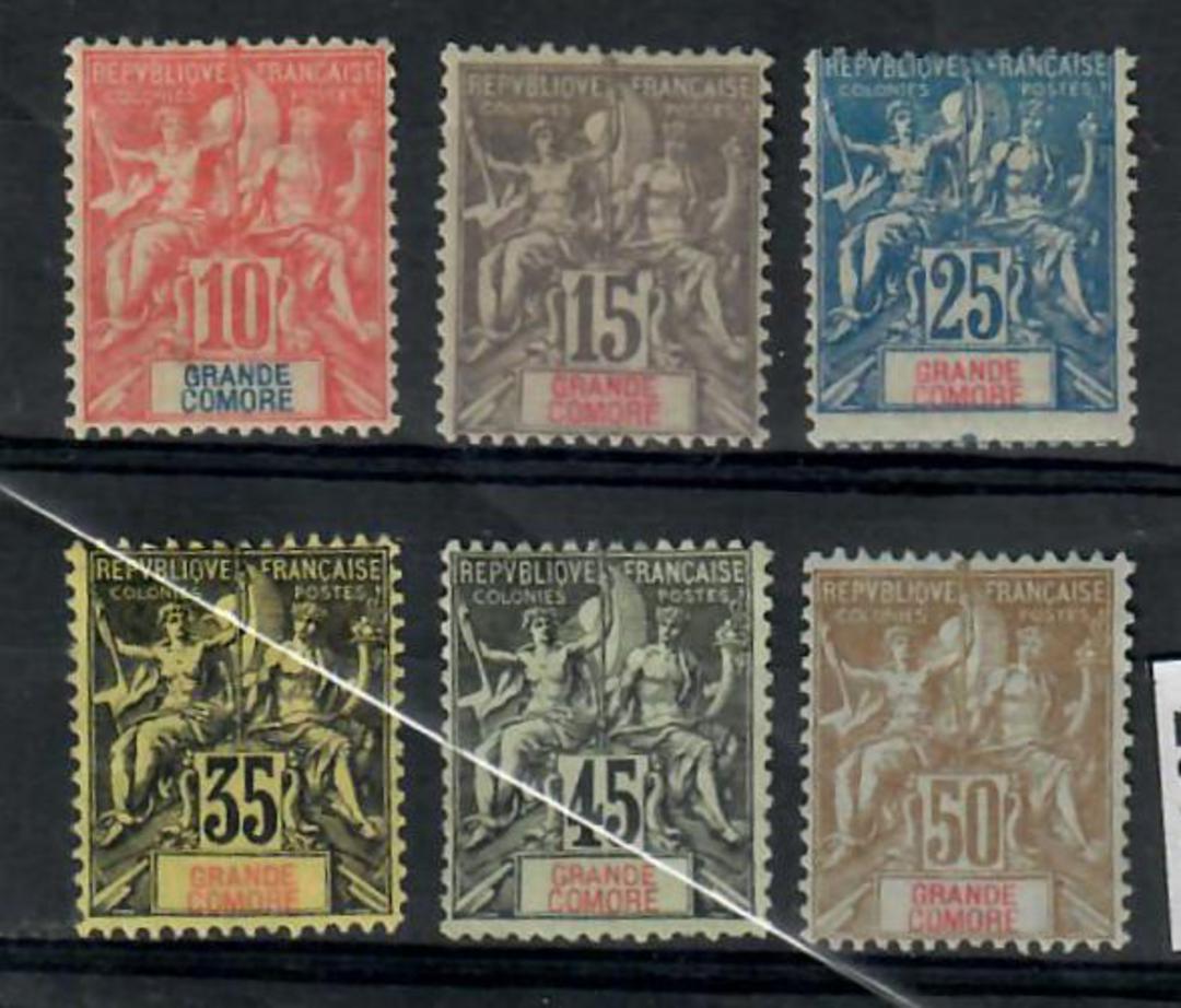 GRAND COMOROS 1900-7 Set of 6 with hinge remains .The top values are very nicely centred. - 20174 - Mint image 0
