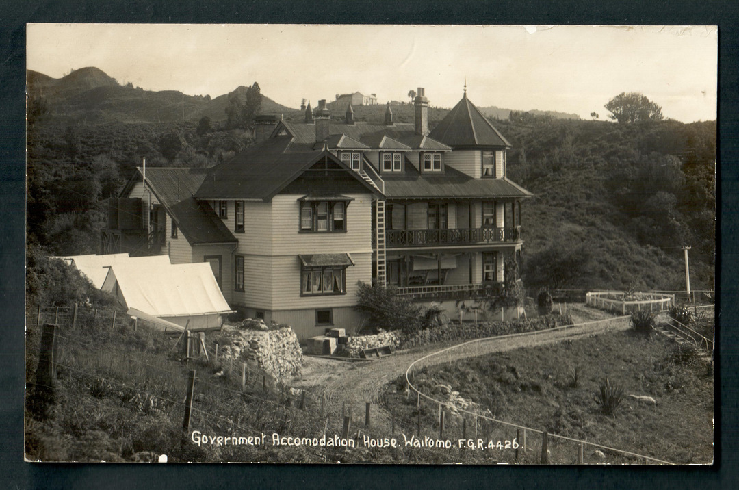 Real Photograph by Radcliffe of Government Accomodation House Waitomo. - 46464 - Postcard image 0