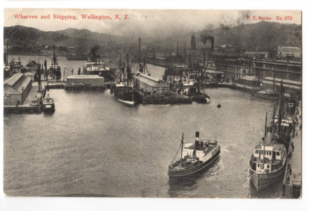 Postcard of Wharves and Shipping Wellington. - 47358 - Postcard image 0