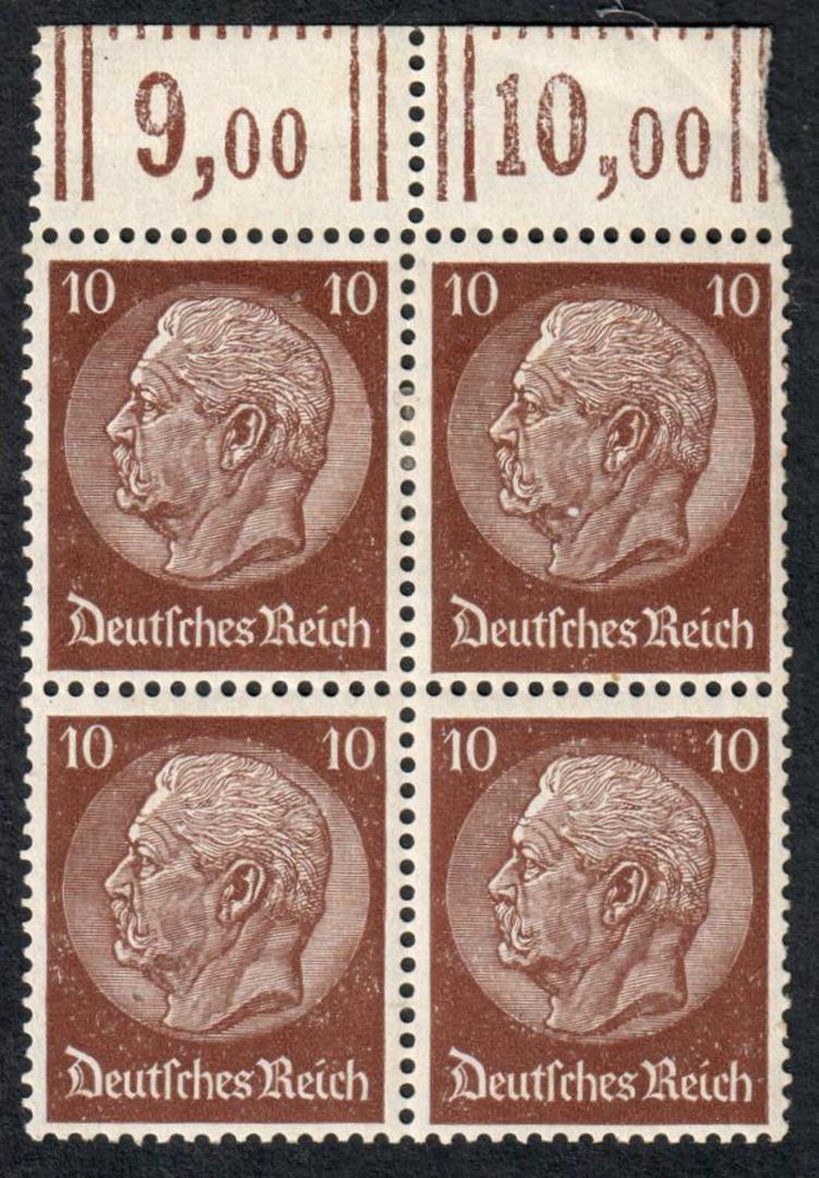 GERMANY 1933 Definitive von Hindenburg 10pf in block of four. Two never hinged and two hinged. - 72099 - Mixed image 0