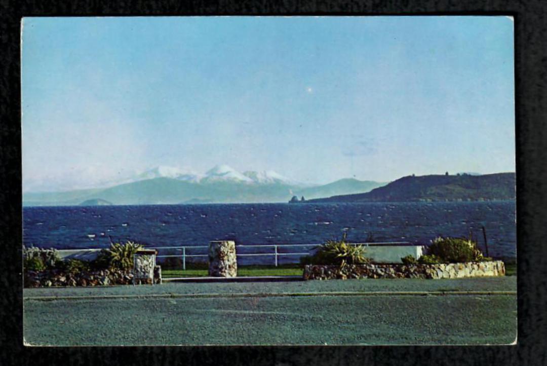 Modern Coloured Postcard by Hatmak of Lake Taupo. - 446715 - Postcard image 0