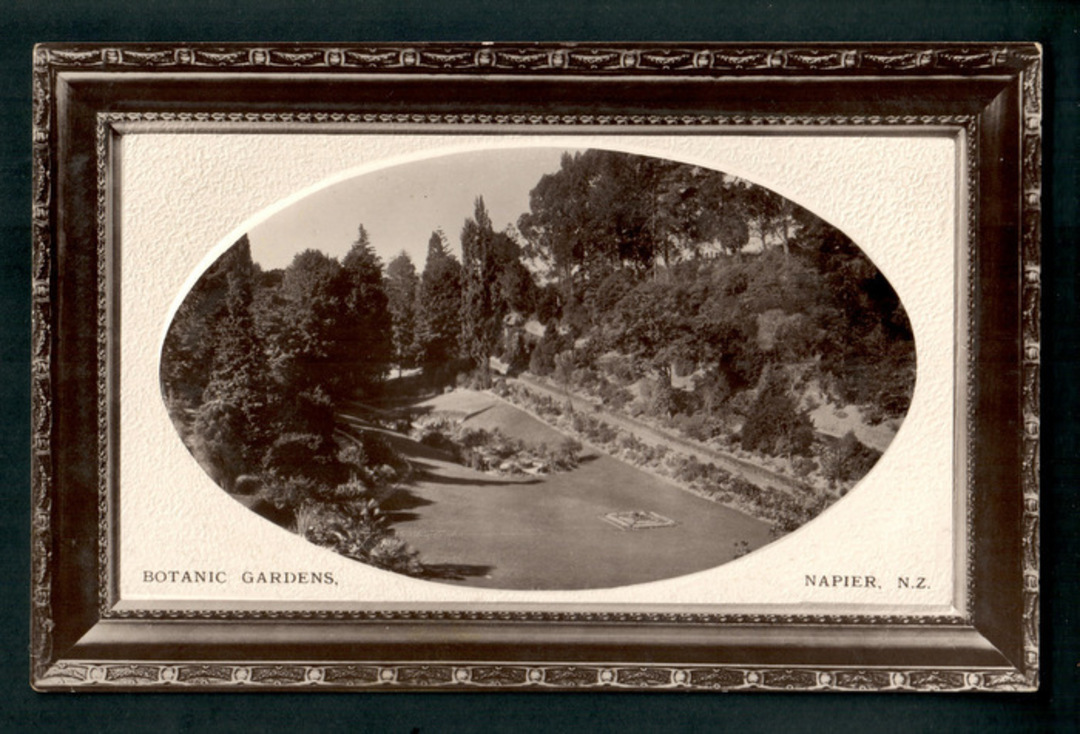 Real Photograph of Botanic Gardens Napier. - 48060 - Postcard image 0