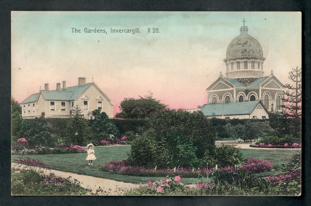 Coloured postcard of the Gardens Invercargill. - 49304 - Postcard image 0