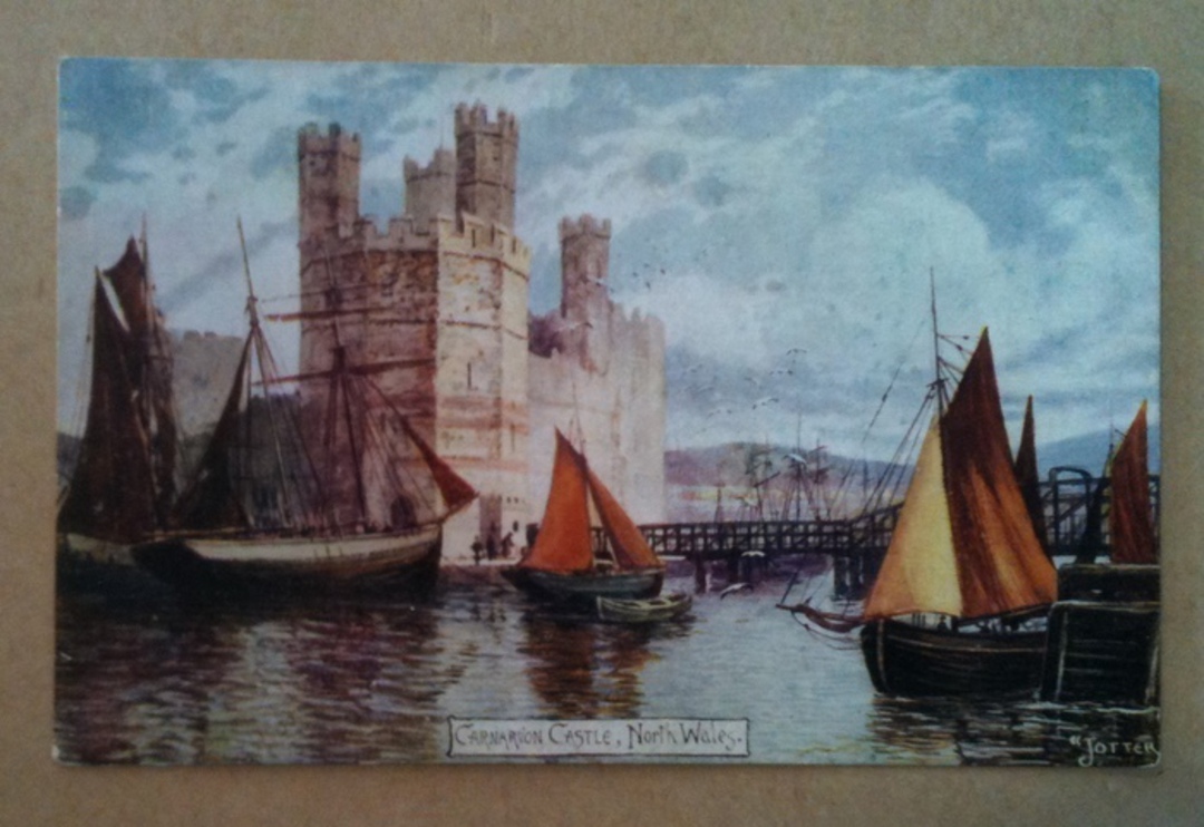 Coloured postcard of Carnarvon Castle. - 242614 - Postcard image 0