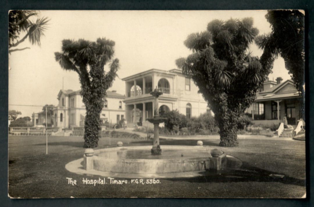 Real Photograph by Radcliffe of The Hospital Timaru. - 48571 - Postcard image 0