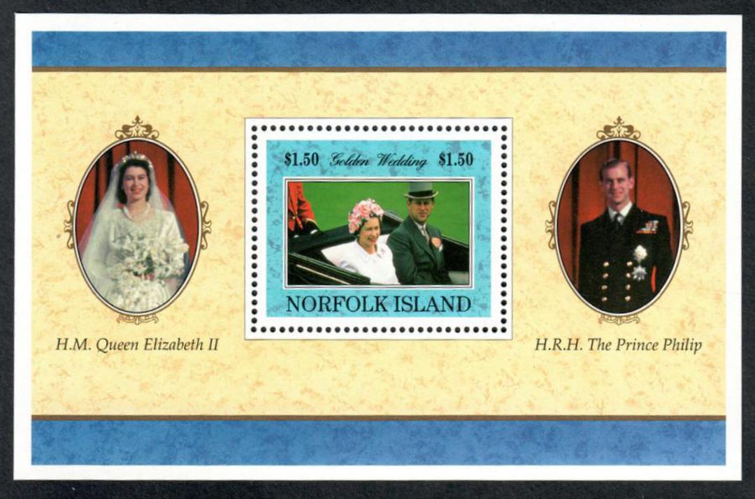 NORFOLK ISLAND 1997 Golden Wedding of Queen Elizabeth 2nd and Prince Philip. Set of 4 in joined pairs and miniature sheet. - 507 image 0