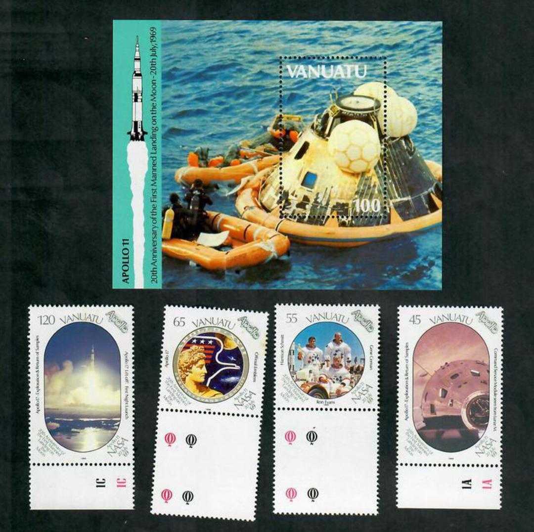 VANUATU 1989 20th Anniversary of the First Manned Landing on the Moon. Set of 4 and miniature sheet. - 50926 - UHM image 0