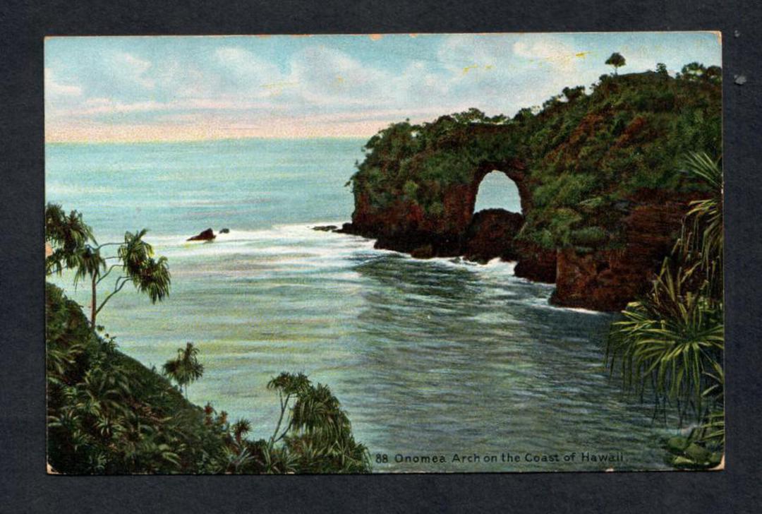HAWAII Coloured Postcard of  Onomea Arch. - 243867 - Postcard image 0