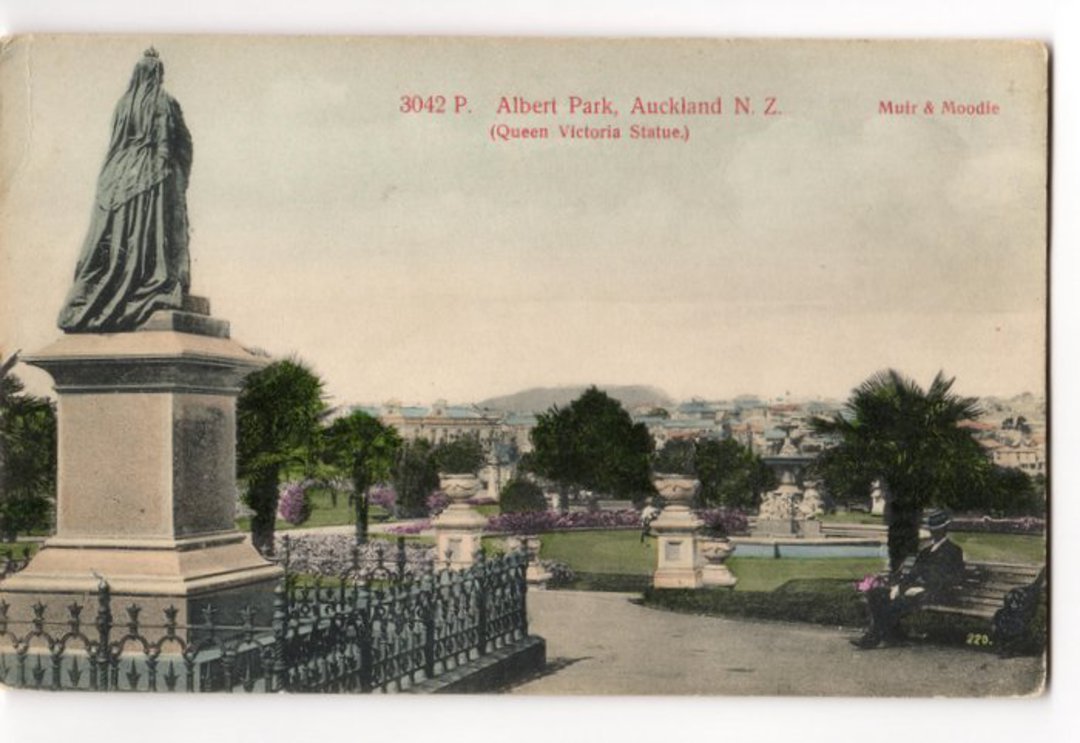 Postcard by Muir & Moodie of  Albert Park Auckland. - 45267 - Postcard image 0