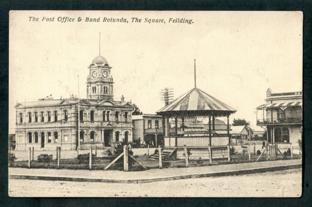 Postcard of Post Office and Band Rotunda Fielding. - 47251 - Postcard image 0