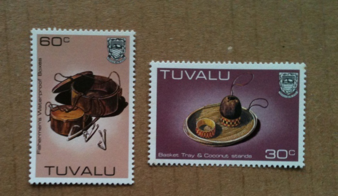 TUVALU 1984 Definitives. Two late additions to the 1983 Handicrafts set. - 74211 - UHM image 0