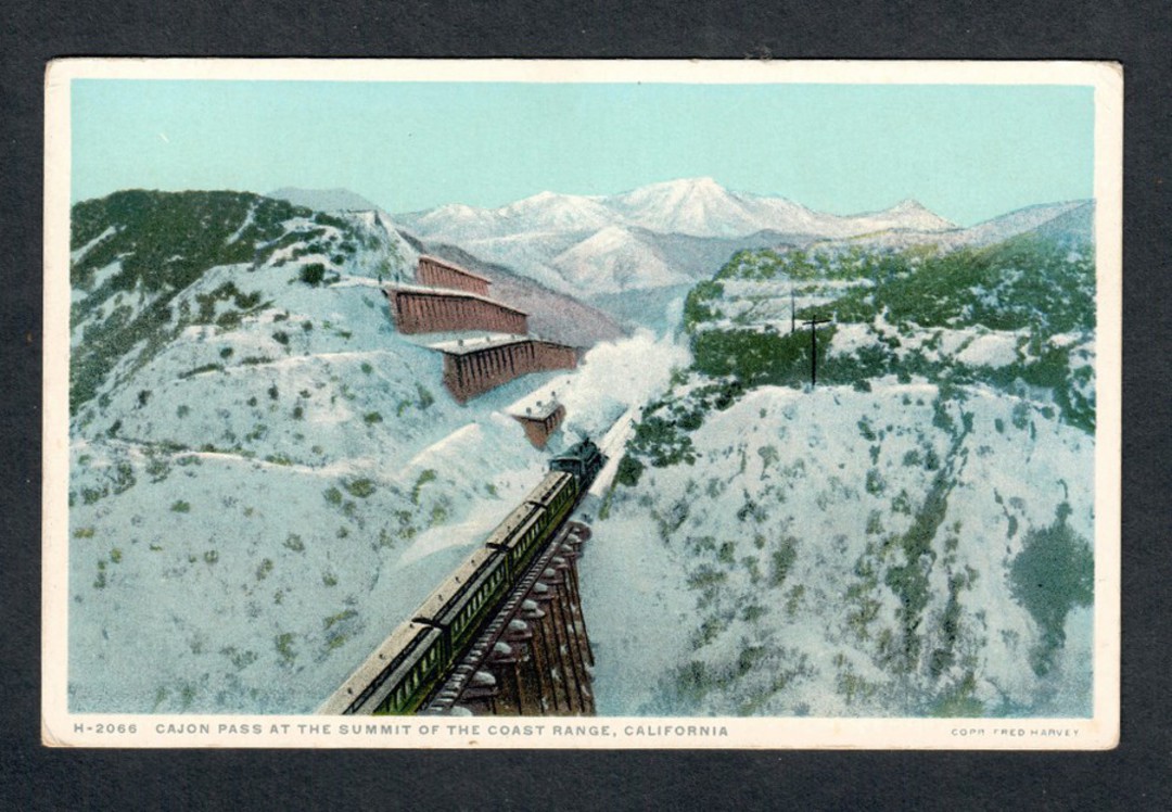 USA Coloured postcard of Cajon Pass at the Summit of the Coast Range California. - 40518 - Postcard image 0