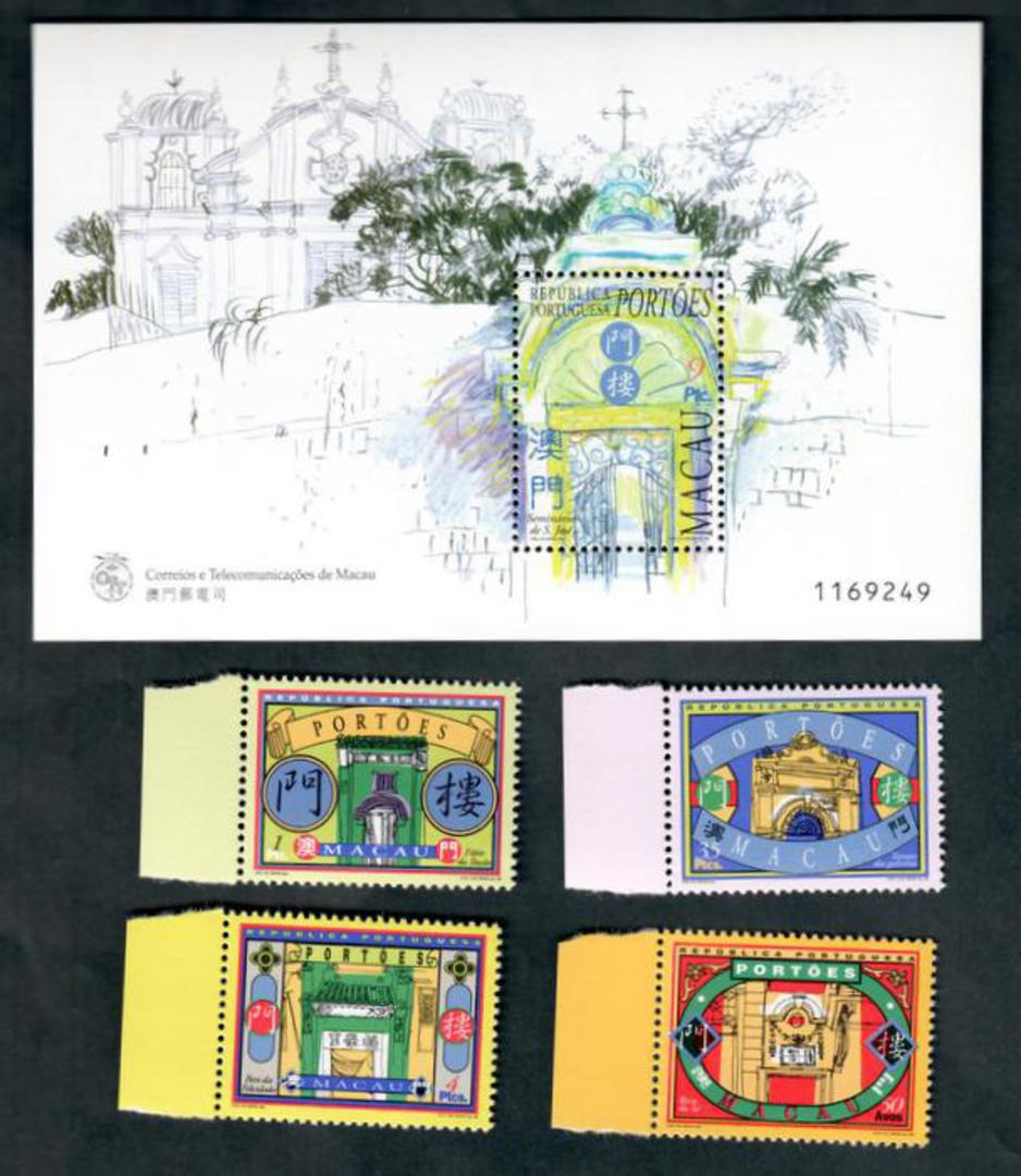 MACAO 1998 Gates. Set of 4 and miniature sheet. - 50213 - UHM image 0