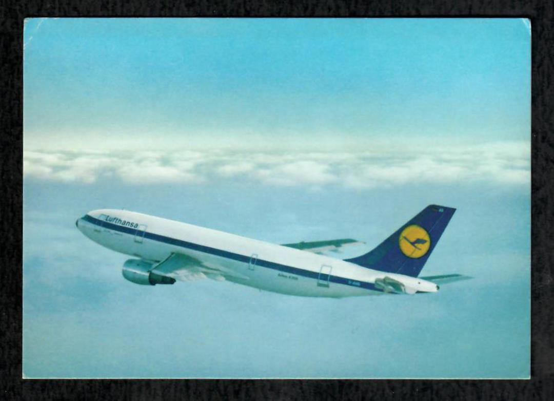 Modern Coloured Postcard of Lufthansa A 300Airbus. - 444978 - Postcard image 0