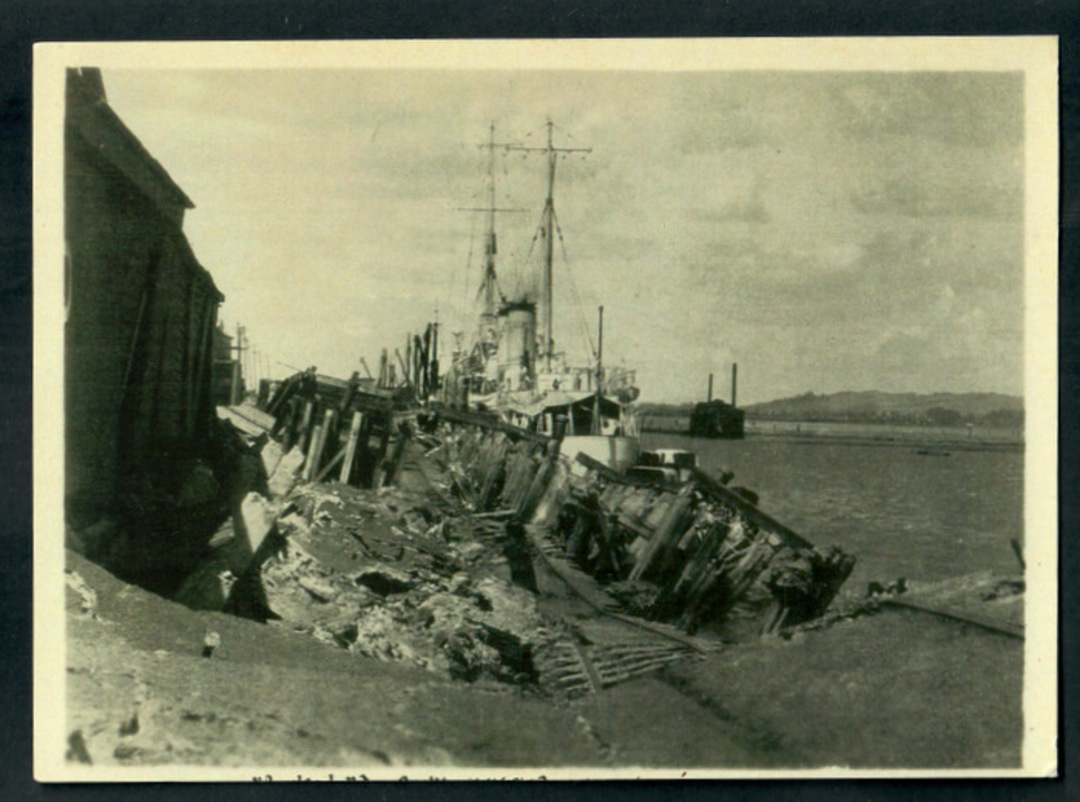 Photograph of Damage to the Wharf Napier Quake. - 47971 - Photograph image 0