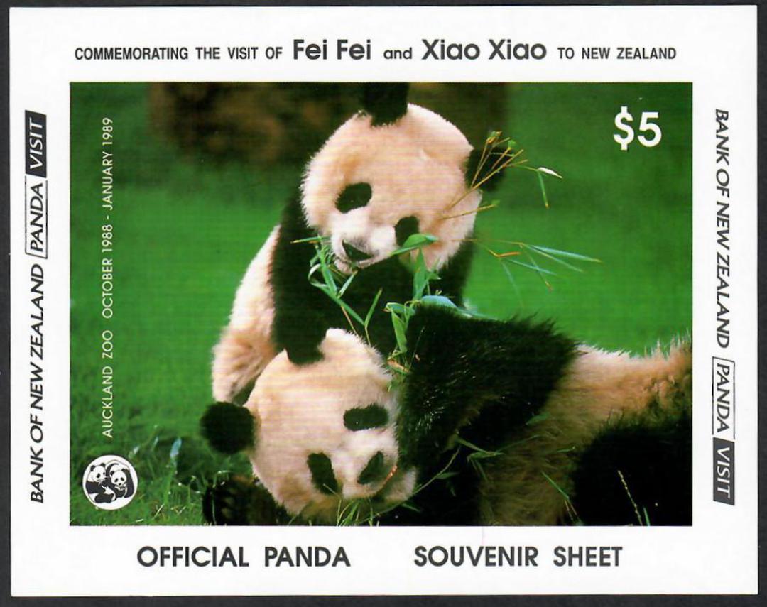 NEW ZEALAND 1988 Cinderella Giant Pandas visit Auckland Zoo. Miniature sheet (one $5 stamp). - 25678 - UHM image 0