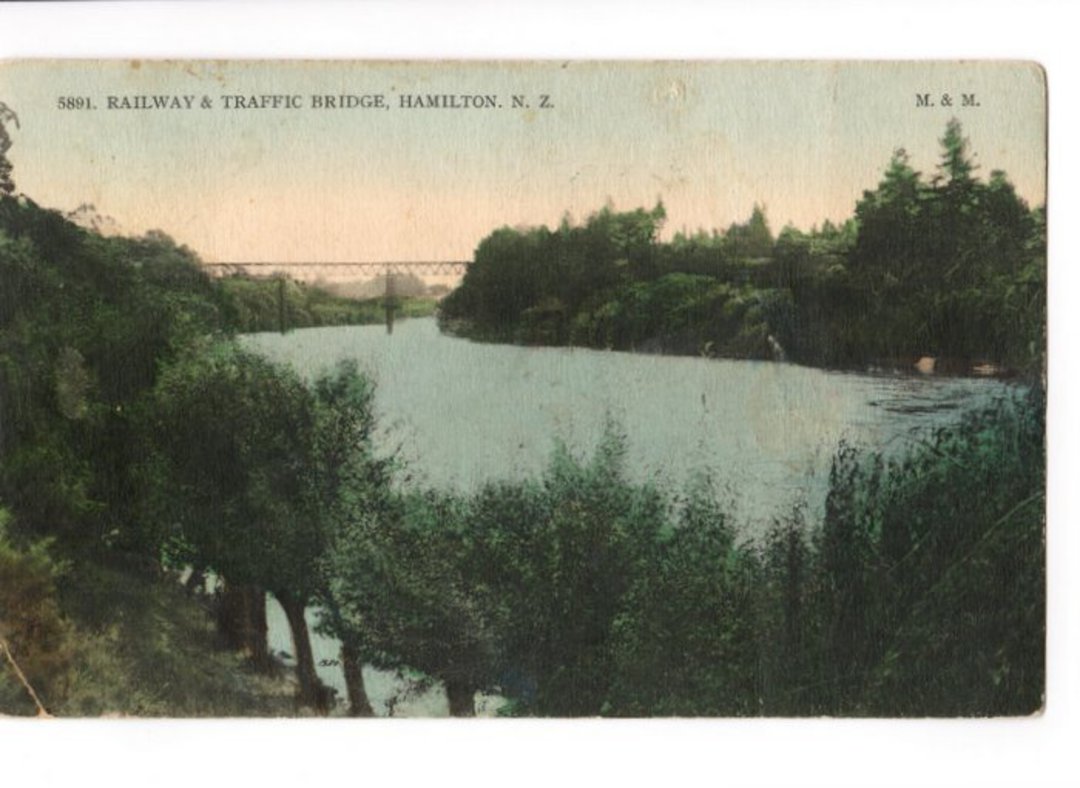 Coloured Postcard by Muir & Moodie of Railway and Traffic Bridge Hamilton. - 45704 - Postcard image 0