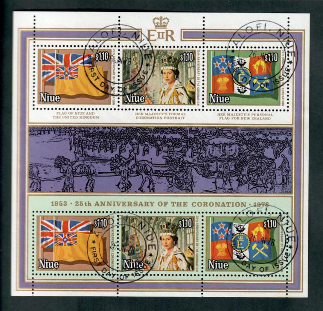 NIUE 1978 25th Anniversary of the Coronation of Queen Elizabeth 2nd. Miniature sheet with lower green borders. Refer note in SG. image 0