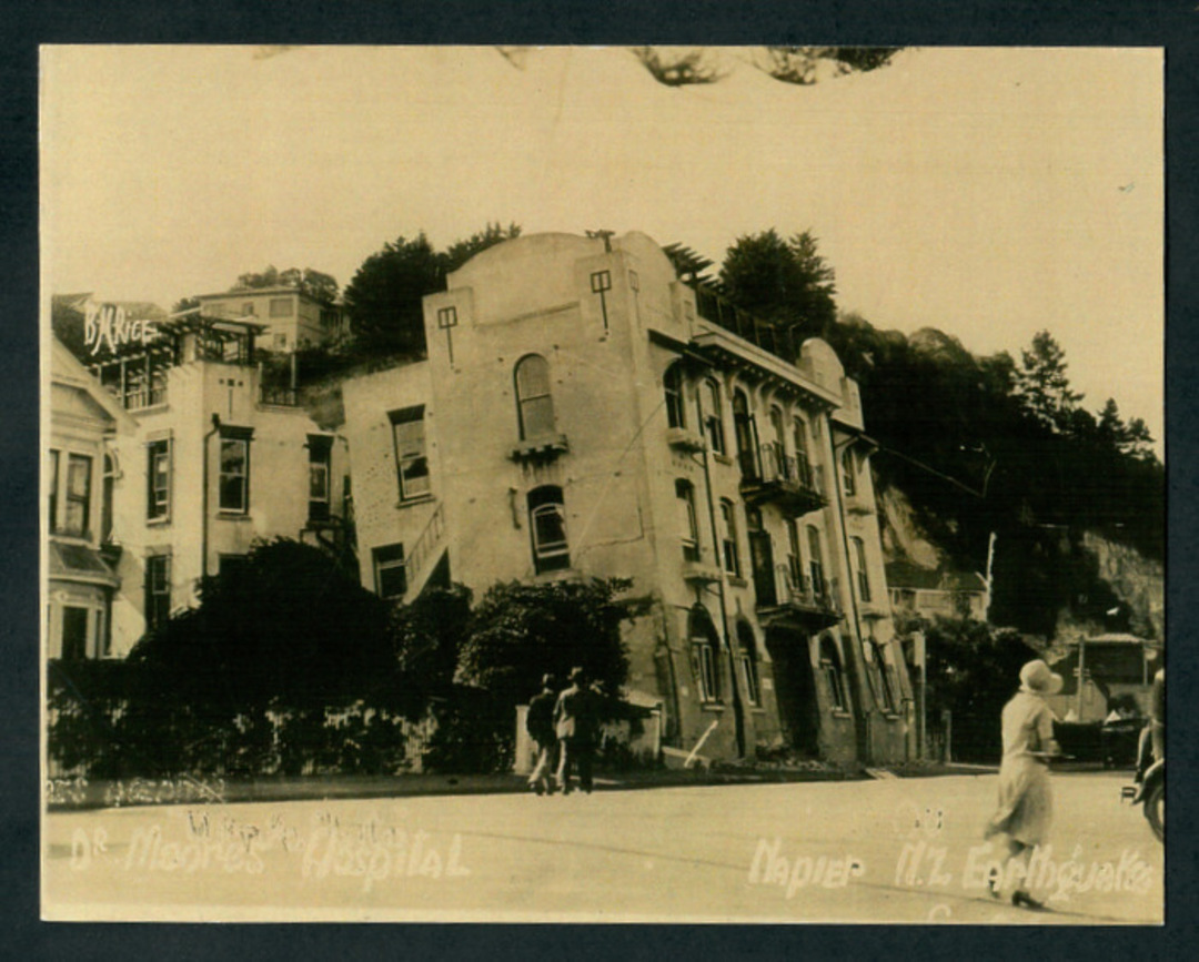 Photograph of Dr Moore's Hospital Napier Earthquake. - 47984 - Photograph image 0