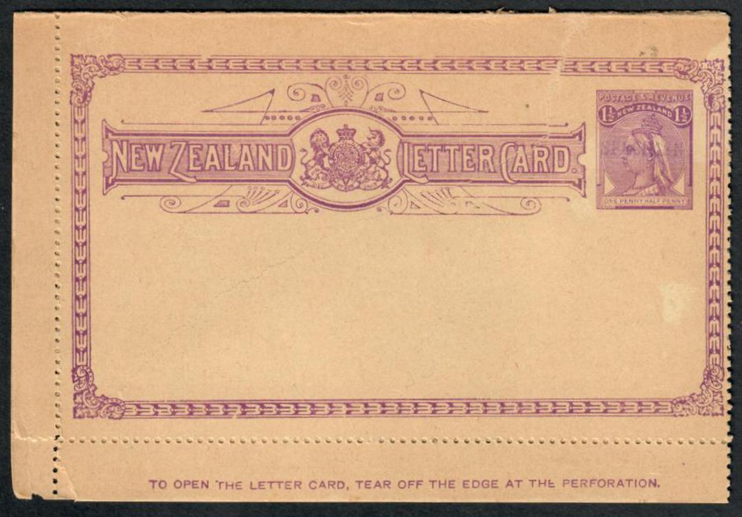 NEW ZEALAND 1897 Victoria 1st Lettercard 1½d Purple with Views on the reverse. Overprinted SPECIMEN. Damaged. - 34105 - PostalSt image 0