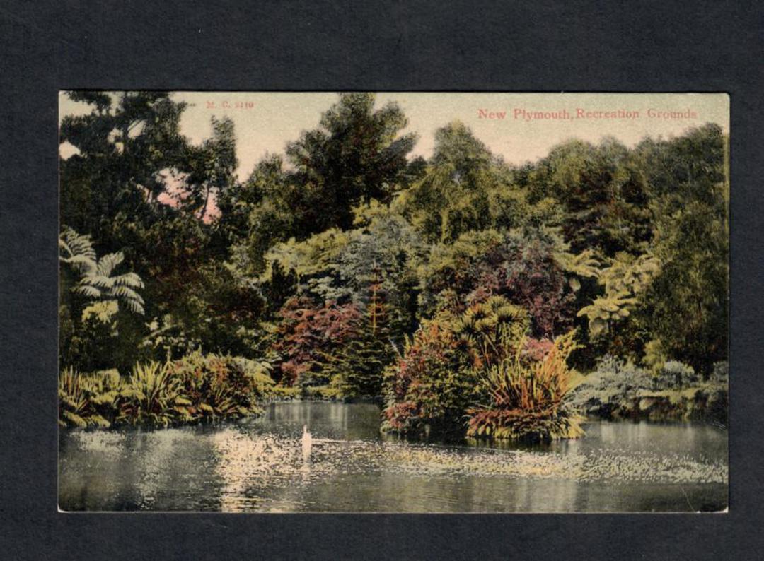 Coloured postcard of New Plymouth Recreation Grounds. - 46952 - Postcard image 0
