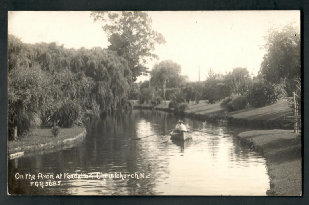 Real Photograph by Radcliffe of The Avon at Fendalton Christchurch. - 48330 - Postcard image 0