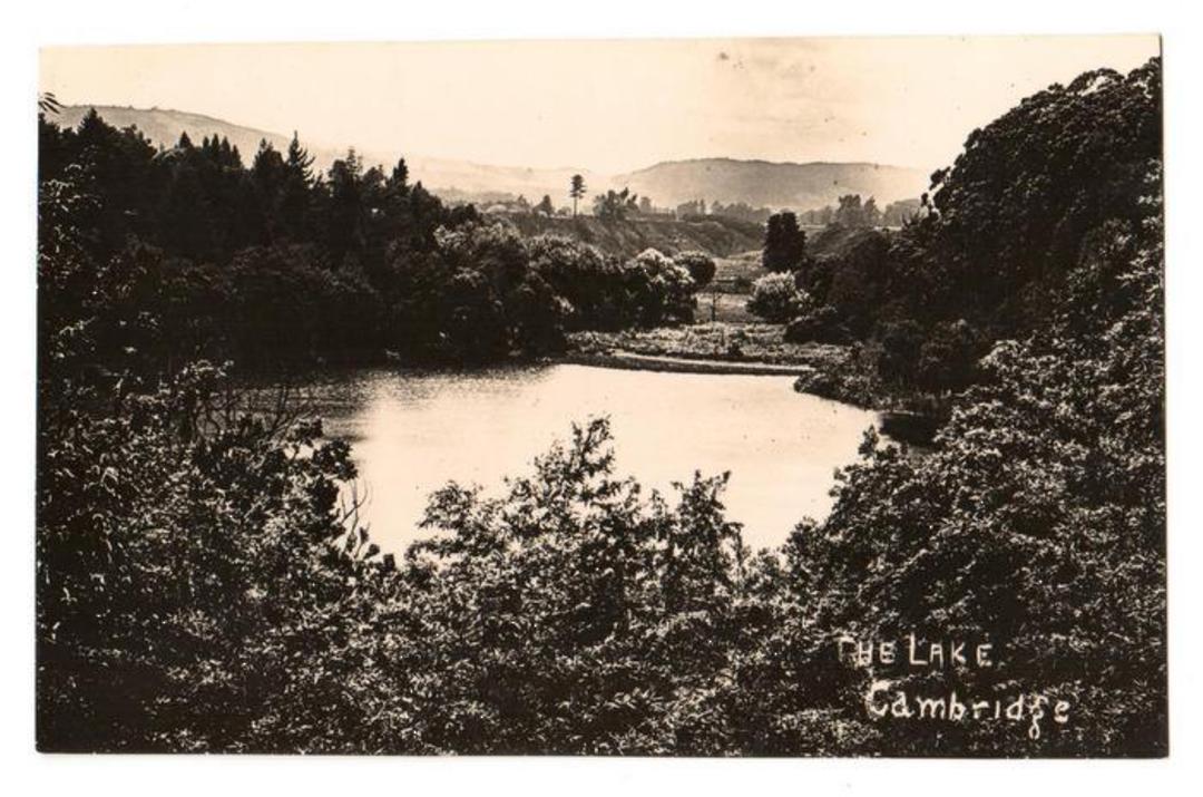 Postcard of by W J Sefton Great South Road Otahuhu of the Lake Cambridge. - 45696 - Postcard image 0