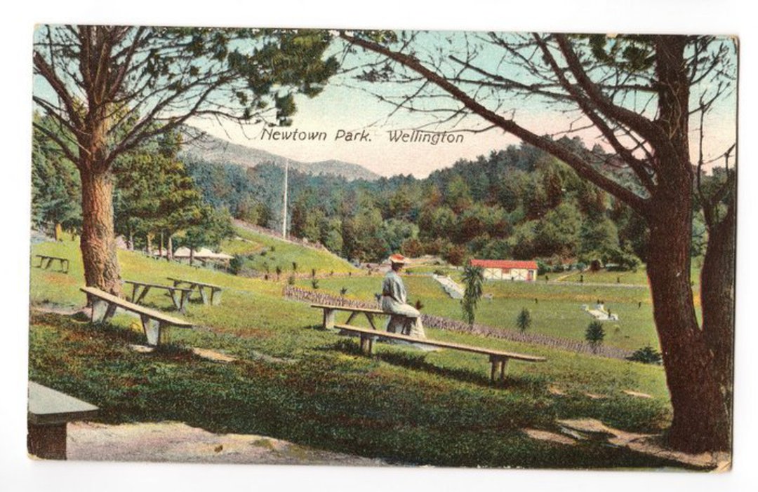 Coloured postcard of Newtown Park Wellington. - 47420 - Postcard image 0
