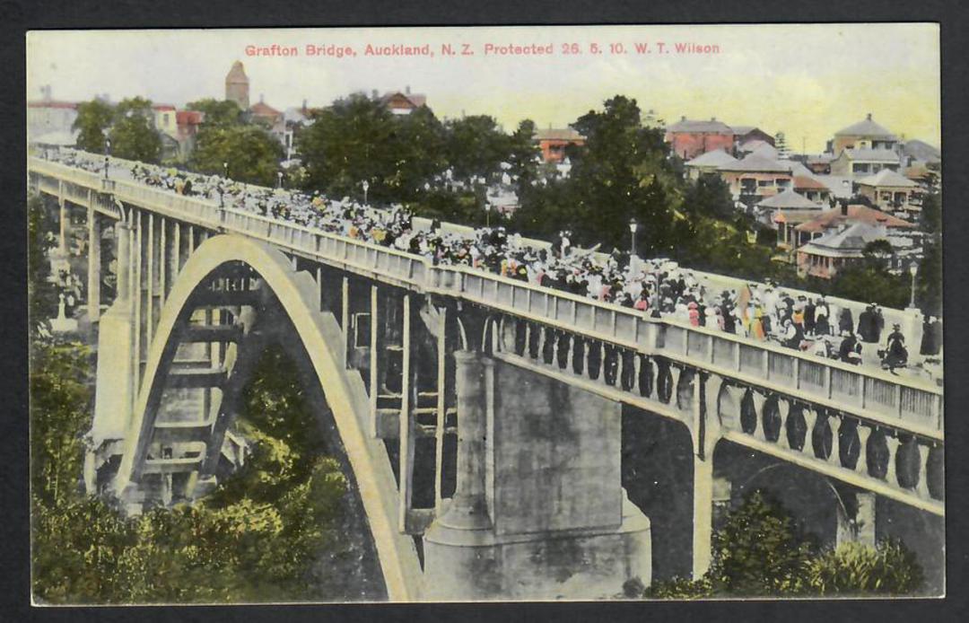 Coloured Postcard by W T Wilson ofGrafton Bridge. (On opening day) - 45329 - Postcard image 0