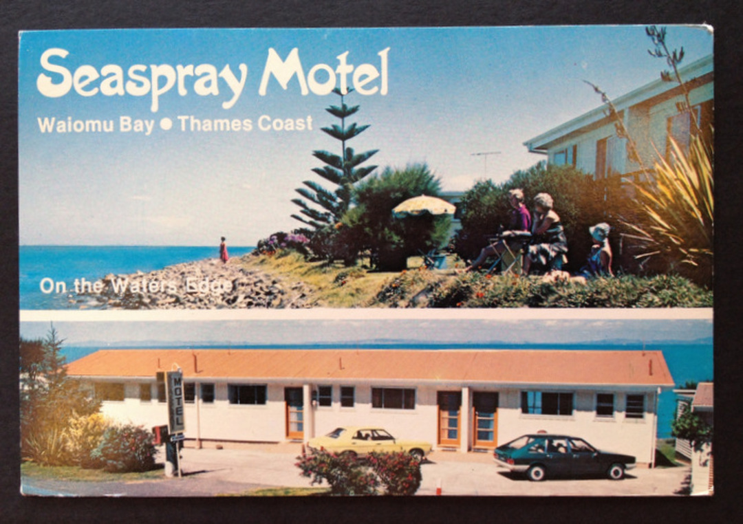 Modern Coloured Postcard by Logan of Seaspray Motel Waiomu Bay. - 442164 - Postcard image 0